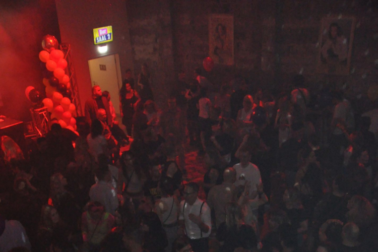 Vollbild WE LOVE 90s - Bremerhavens große 90er Party