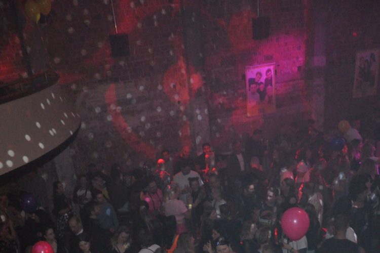 Vollbild WE LOVE 90s - Bremerhavens große 90er Party