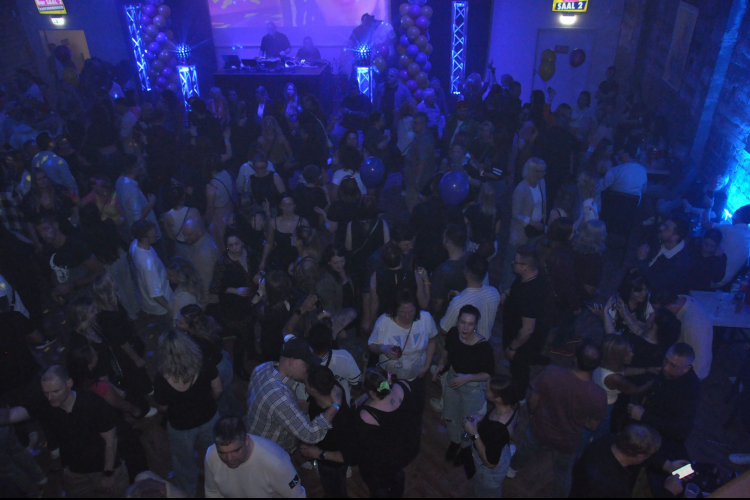 Vollbild WE LOVE 90s - Bremerhavens große 90er Party