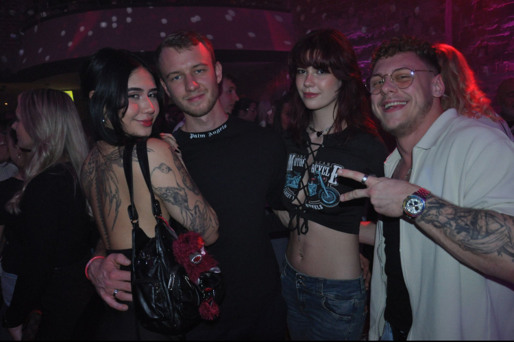 Vollbild WE LOVE 90s - Bremerhavens große 90er Party