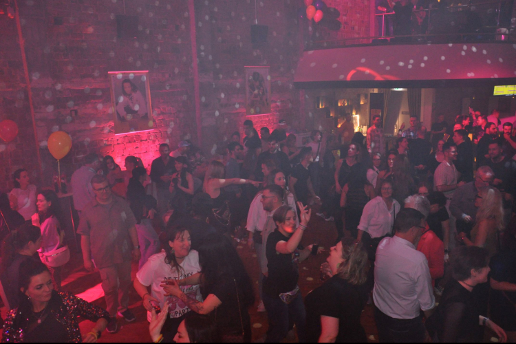 Vollbild WE LOVE 90s - Bremerhavens große 90er Party