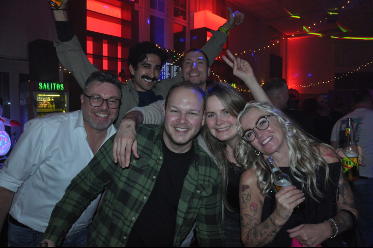 Vollbild Nikolaus Dance