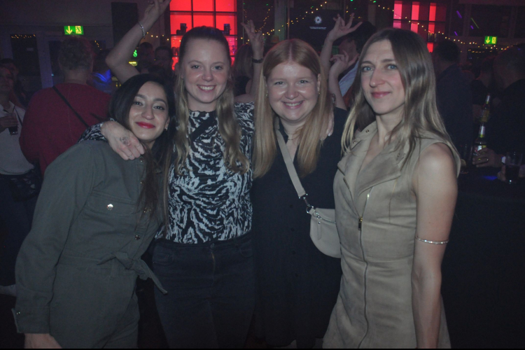 Vollbild Nikolaus Dance