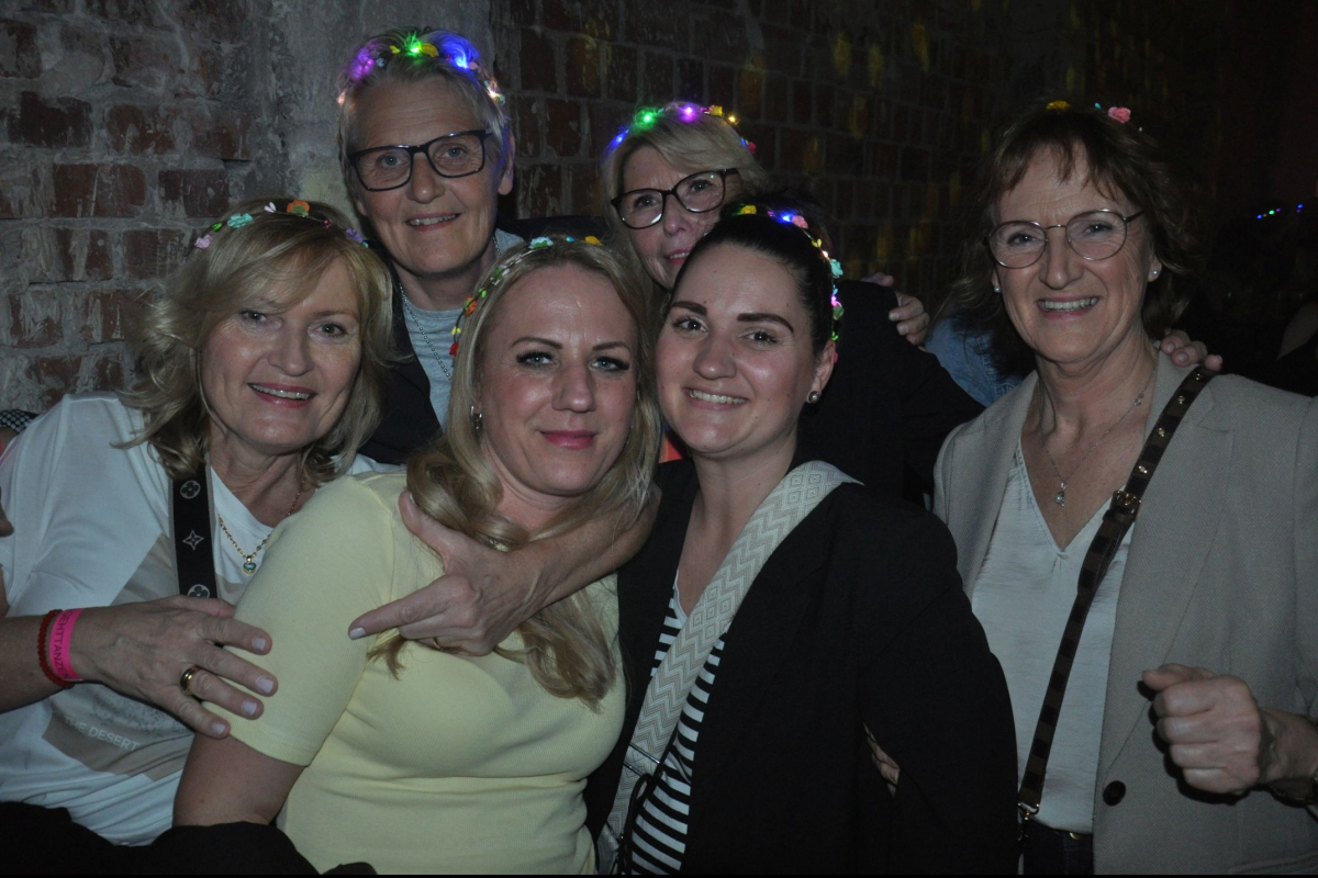 Vollbild MAMAGEHTTANZEN Bremerhaven