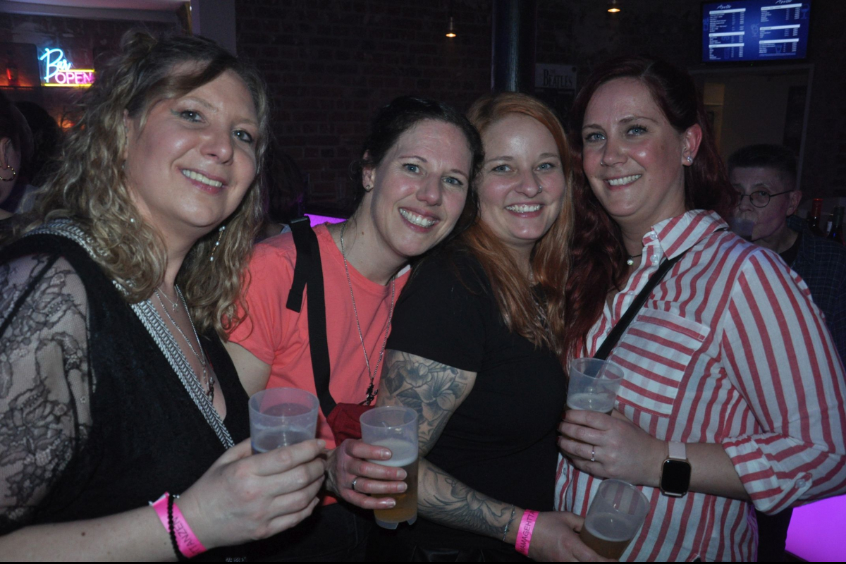 Vollbild MAMAGEHTTANZEN Bremerhaven