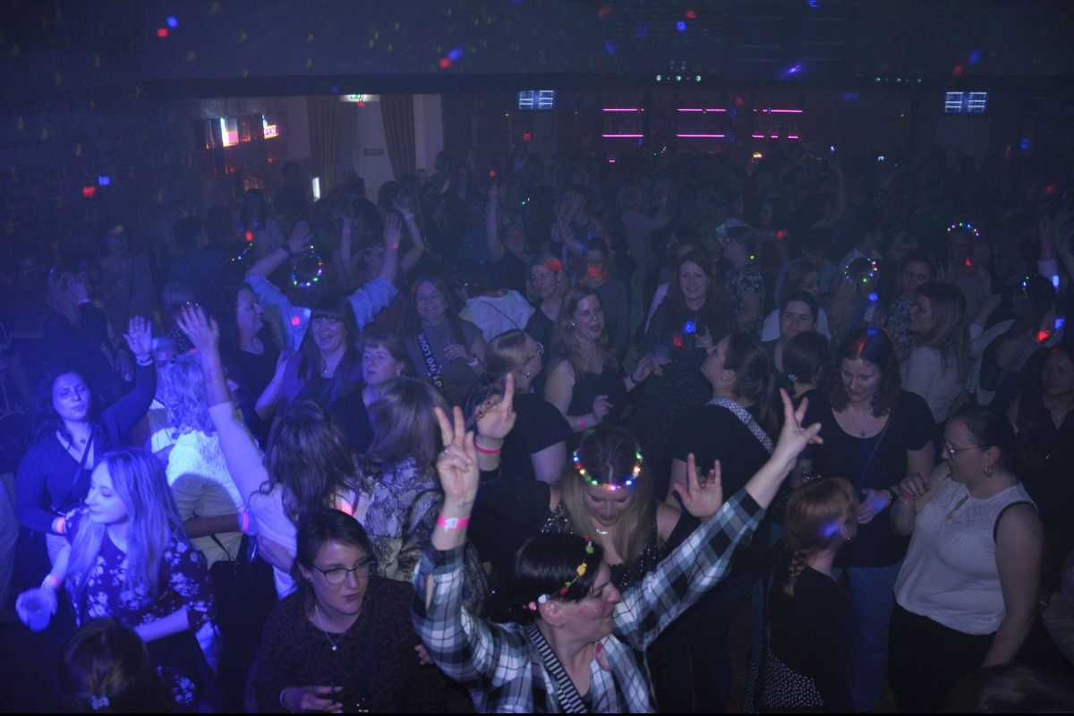 Vollbild MAMAGEHTTANZEN Bremerhaven