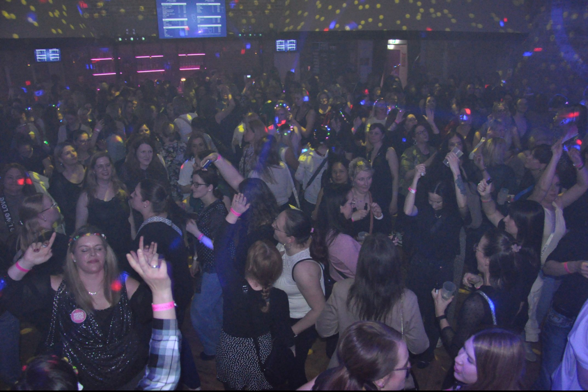 Vollbild MAMAGEHTTANZEN Bremerhaven