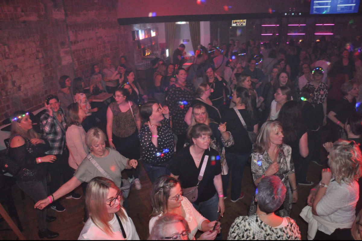 Vollbild MAMAGEHTTANZEN Bremerhaven