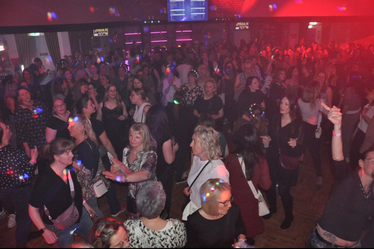 Vollbild MAMAGEHTTANZEN Bremerhaven