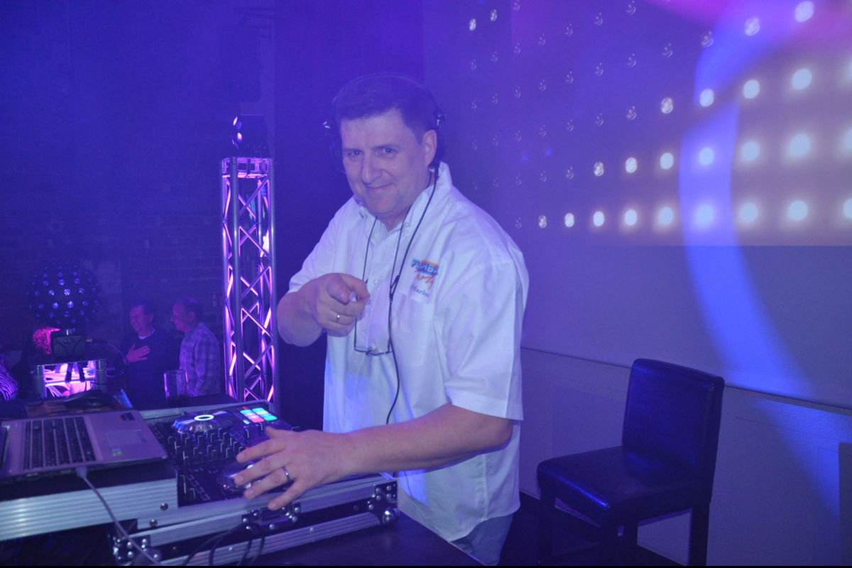 Vollbild FLASHBACK PARTY