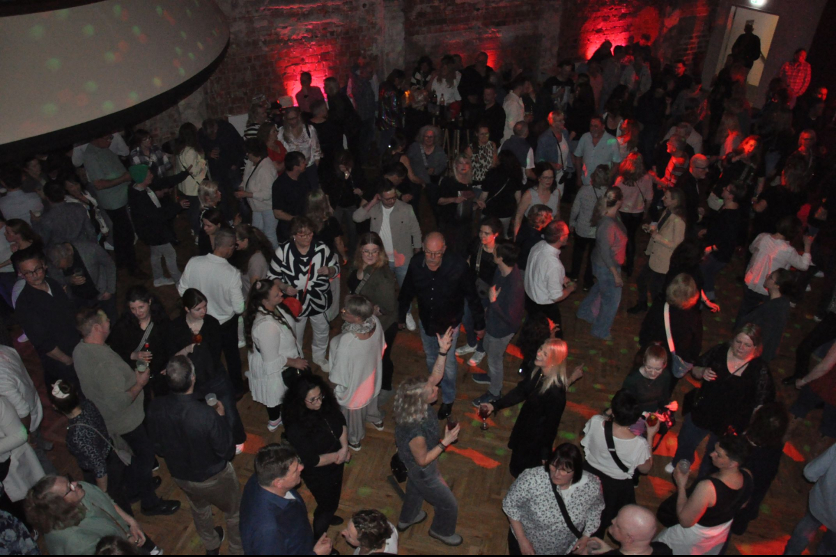 Vollbild FLASHBACK PARTY