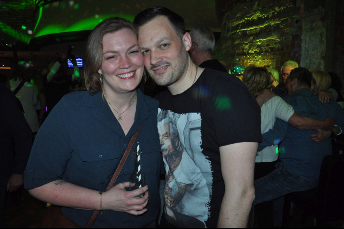 Vollbild FLASHBACK PARTY