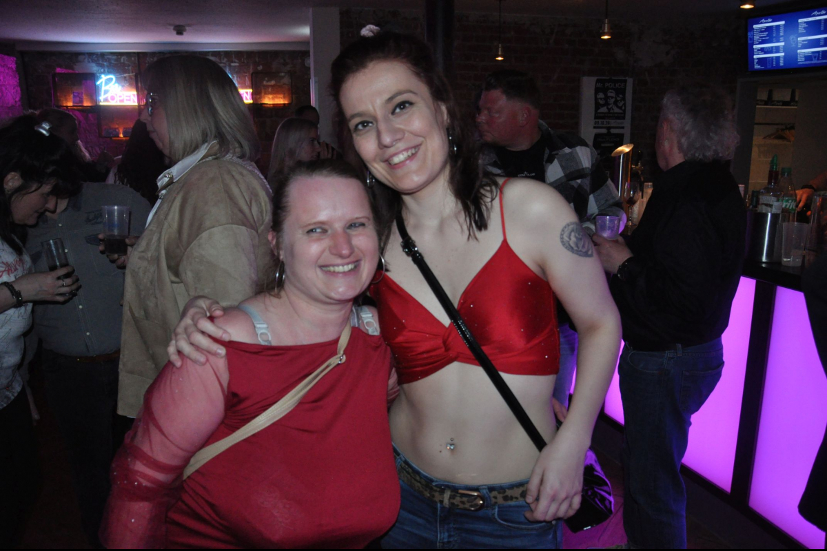 Vollbild FLASHBACK PARTY