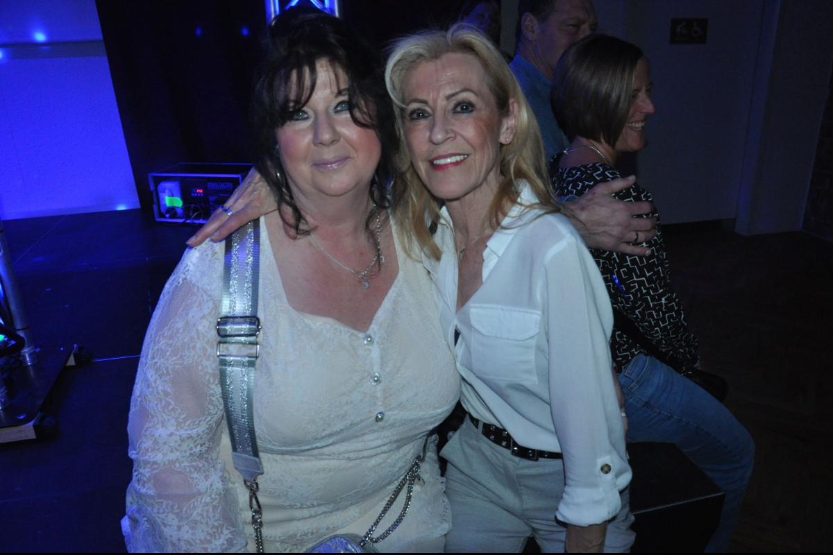 Vollbild FLASHBACK PARTY