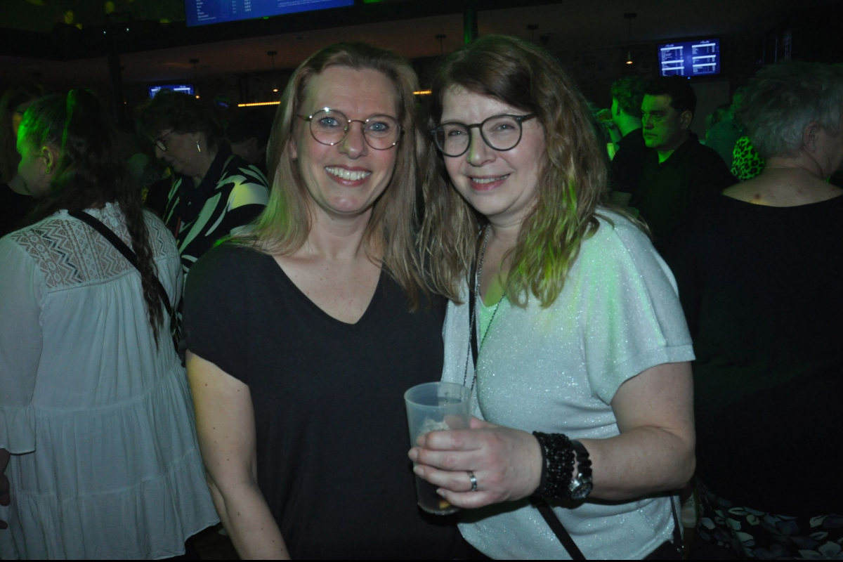 Vollbild FLASHBACK PARTY