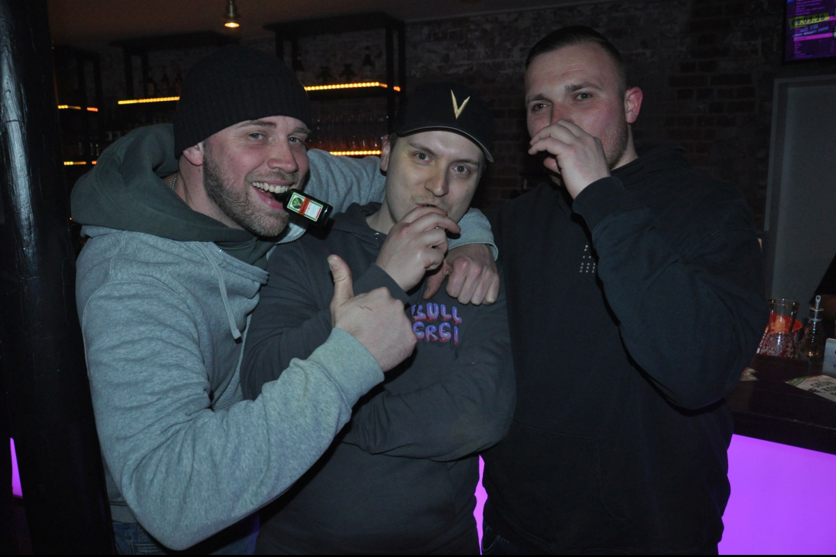 Vollbild FLASHBACK PARTY