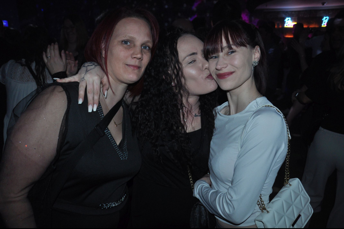 Vollbild FLASHBACK PARTY