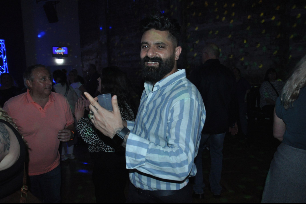 Vollbild FLASHBACK PARTY