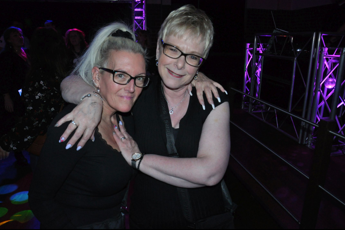 Vollbild Es war im Storms söben die Everybody Dance Now – Best of 90s, 2000s & 2010s.