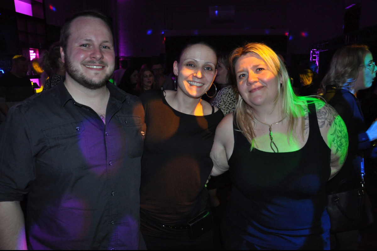 Vollbild Es war im Storms söben die Everybody Dance Now – Best of 90s, 2000s & 2010s.