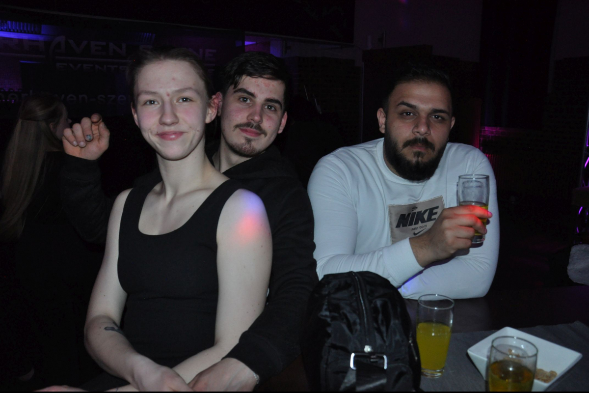 Vollbild Es war im Storms söben die Everybody Dance Now – Best of 90s, 2000s & 2010s.